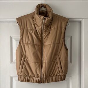 Faux leather puffer vest - Size Medium